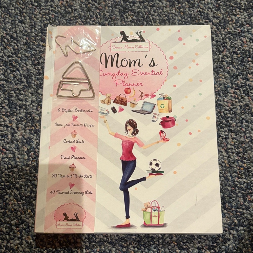 Mom's Everyday Essential Planner
